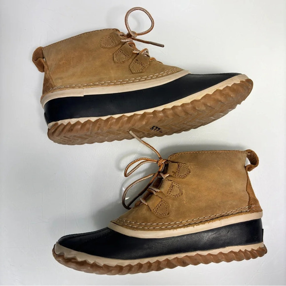 Sorel Out N About Tan Brown Nubuck Leather Rubber Waterproof Booties Size 37 - Picture 6 of 13